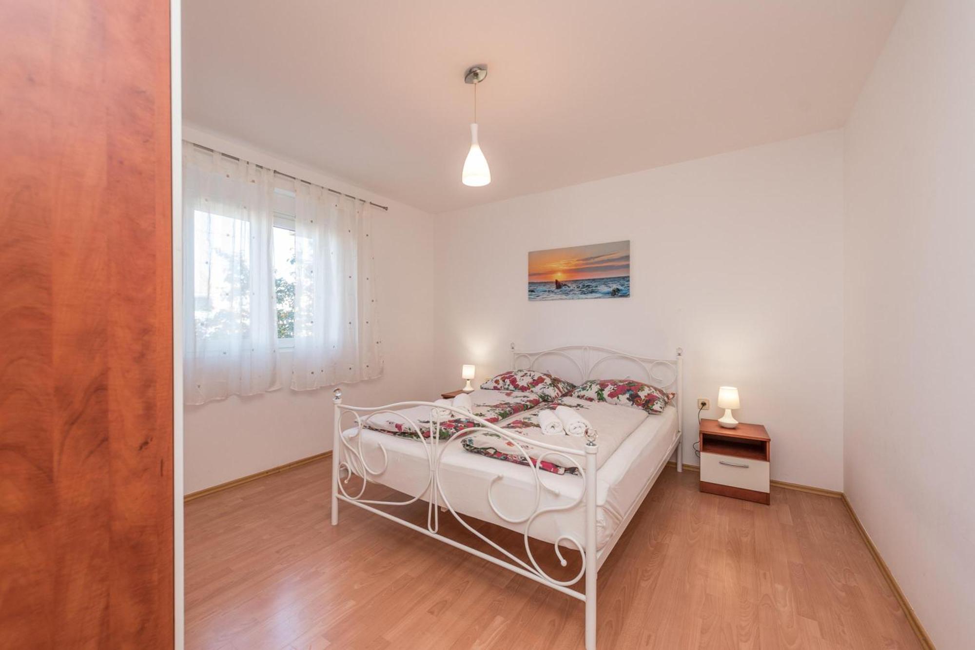 Family Friendly Pool House Ana - Happy Rentals Bibinje Εξωτερικό φωτογραφία