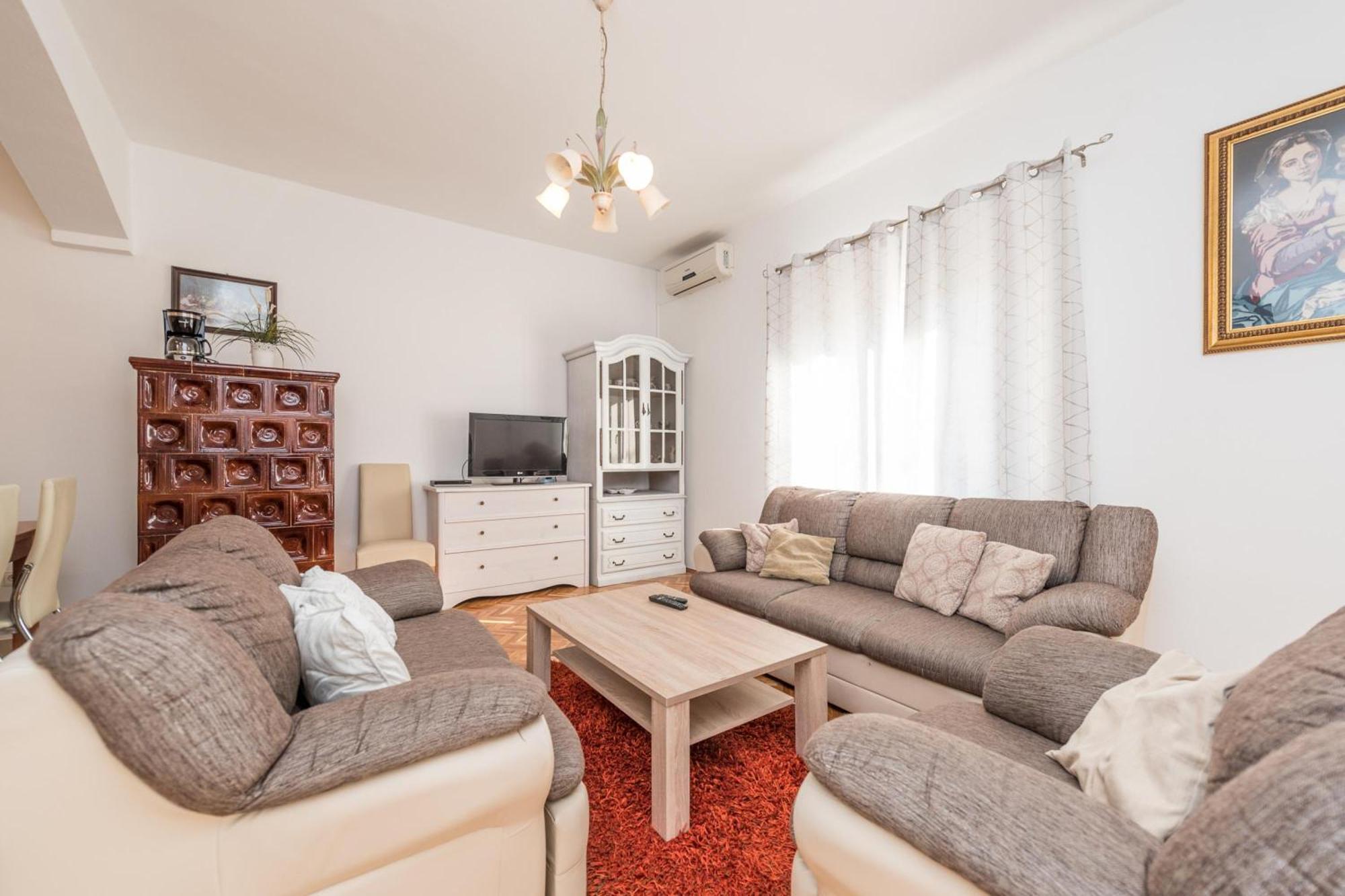 Family Friendly Pool House Ana - Happy Rentals Bibinje Εξωτερικό φωτογραφία
