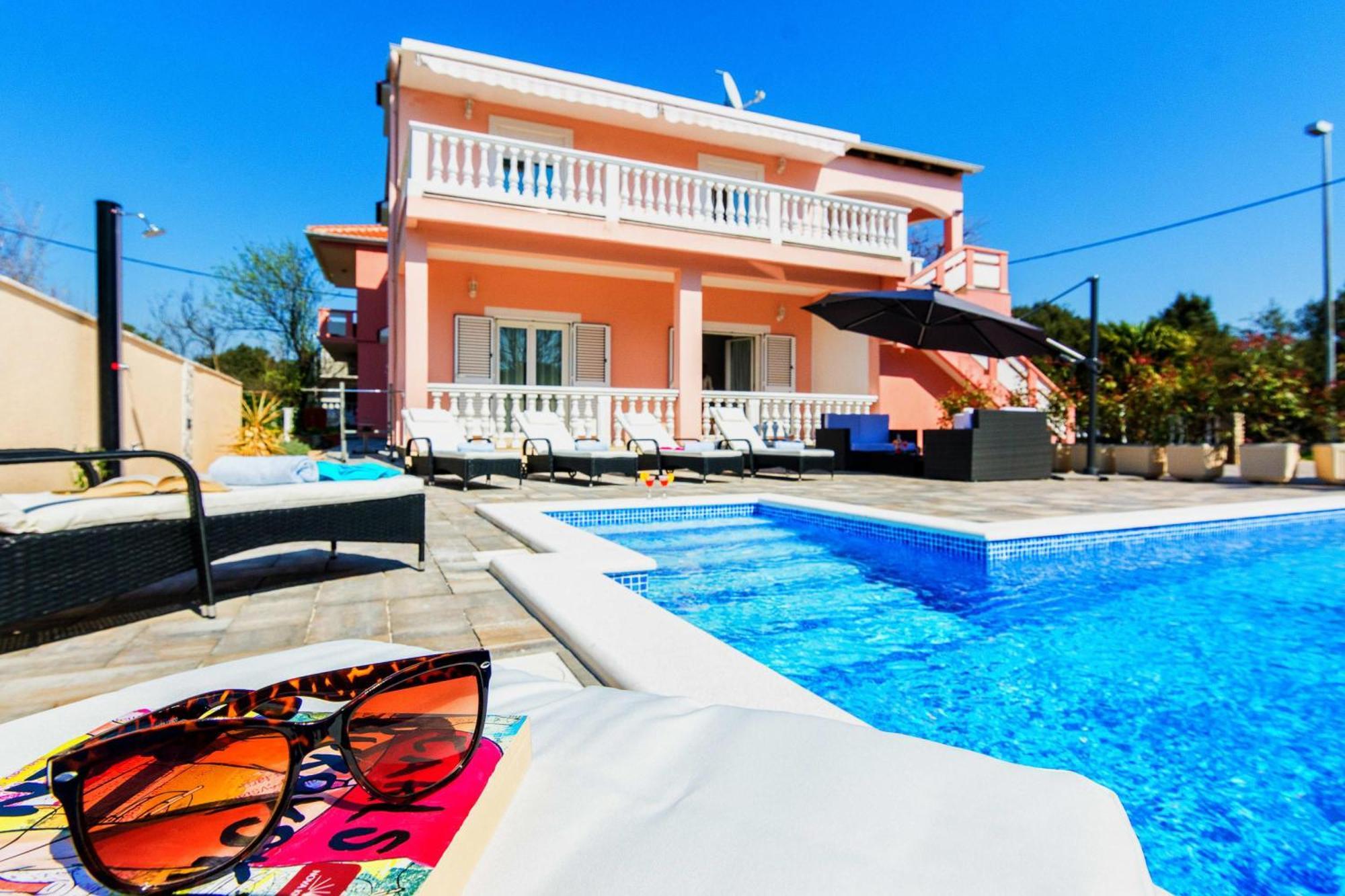 Family Friendly Pool House Ana - Happy Rentals Bibinje Εξωτερικό φωτογραφία